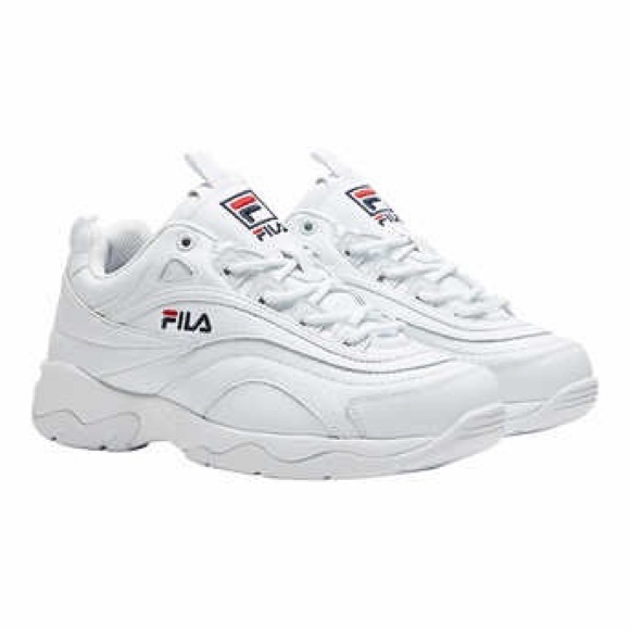 Fila Shoes - 🏃‍♀️Fila Women's Disarray Shoe White Size 7.5